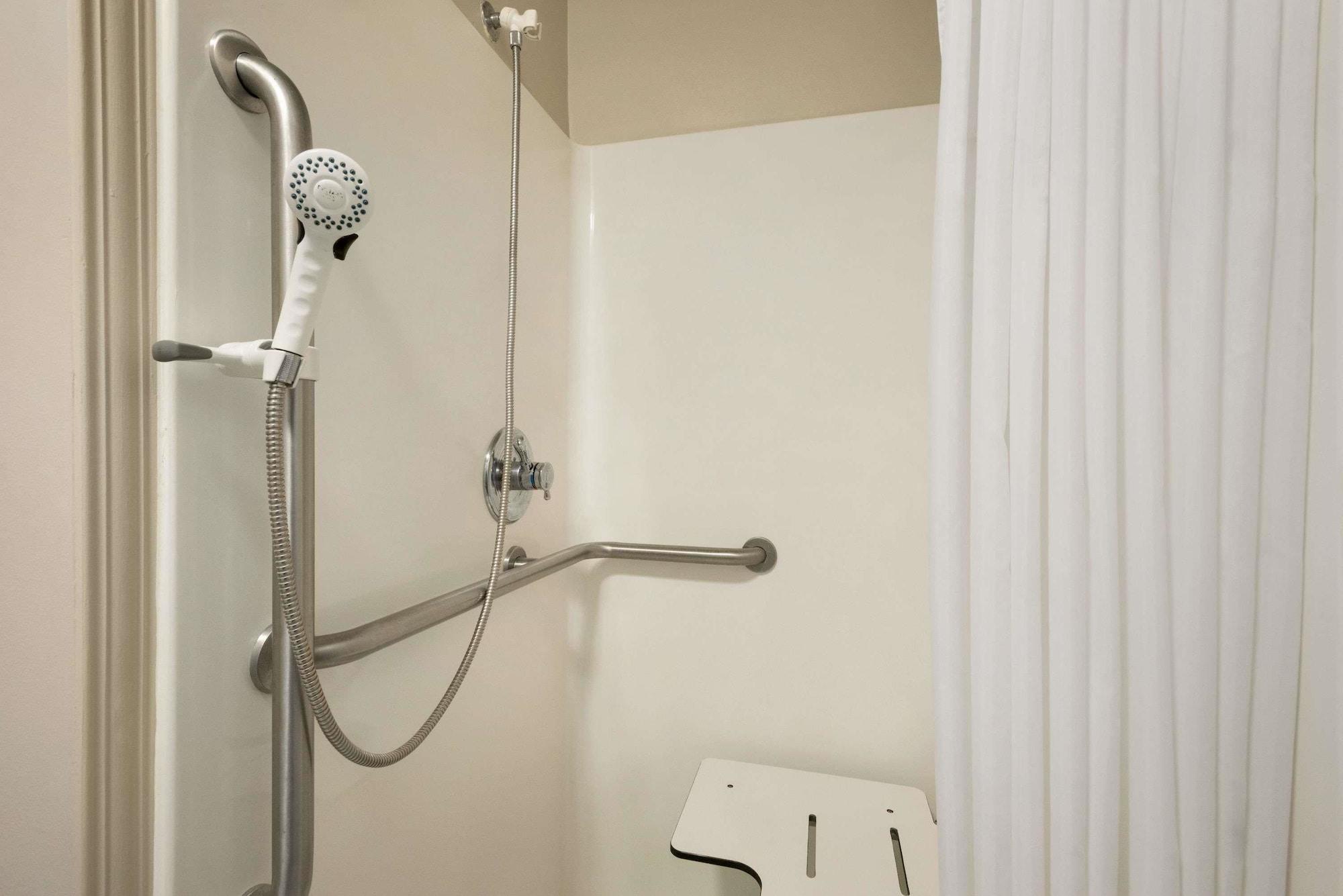 Travelodge By Wyndham Missouri Valley Екстер'єр фото