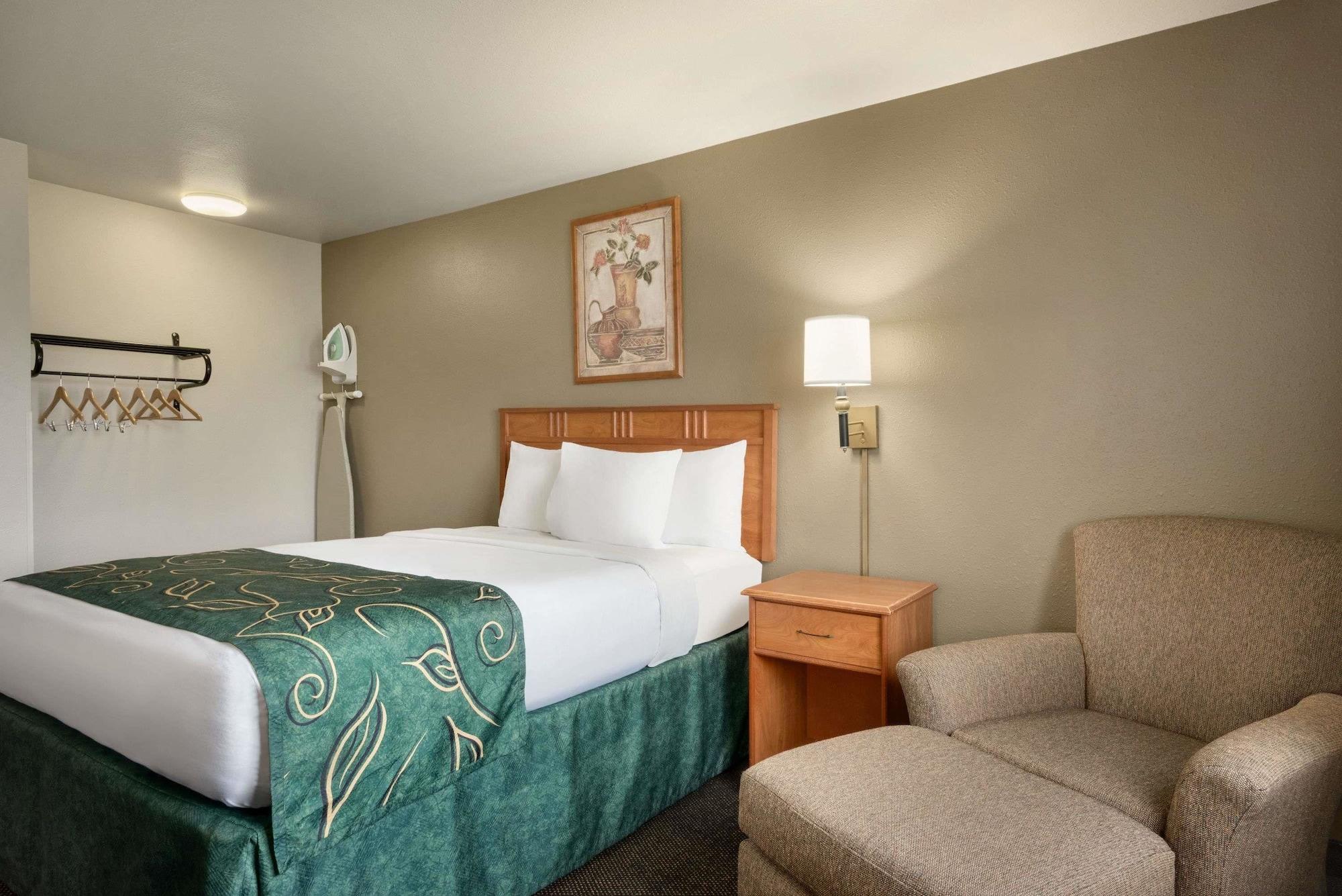 Travelodge By Wyndham Missouri Valley Екстер'єр фото