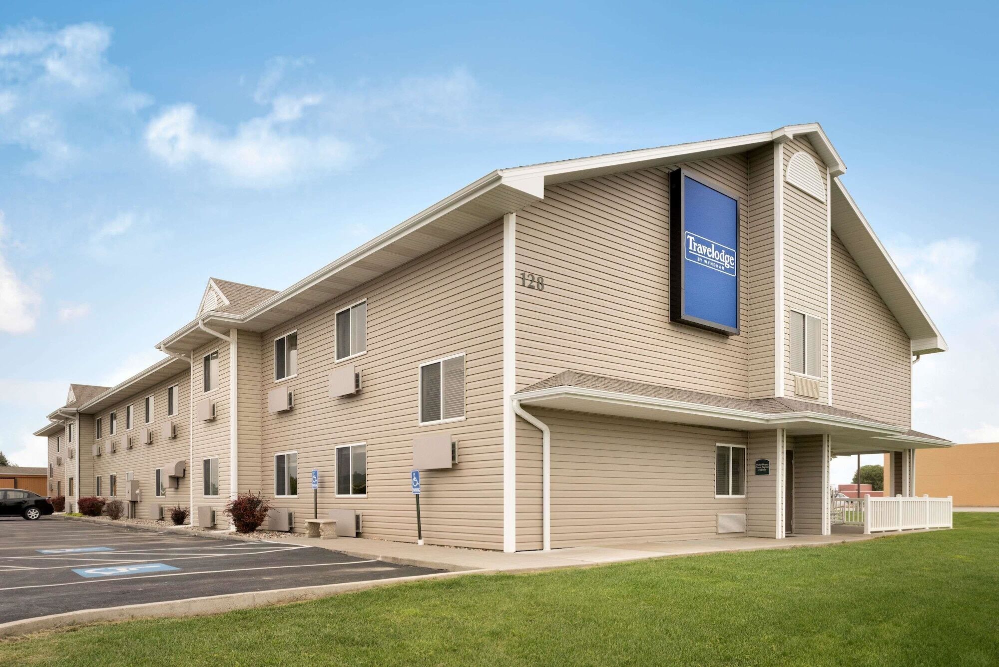 Travelodge By Wyndham Missouri Valley Екстер'єр фото